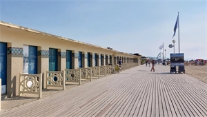 t3 à la vente -   14800  DEAUVILLE, surface 106 m2 vente t3 - UBI464214065